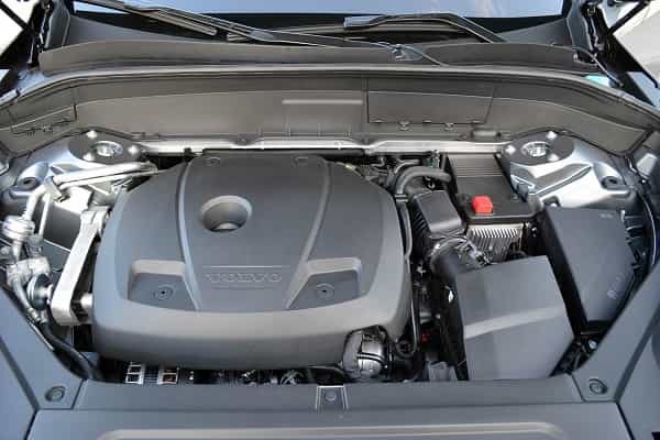 Двигатель 2.0 литра Volvo XC90 2017 года