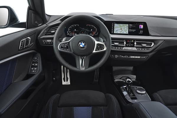 Салон BMW 2 Series Gran Coupe M Sport 2019 года